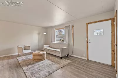 409 Burlington Avenue, Colorado Springs, CO 80905 - Photo 6
