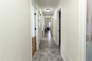 717 Edna Ln, Pueblo, CO 81005 - Photo 20