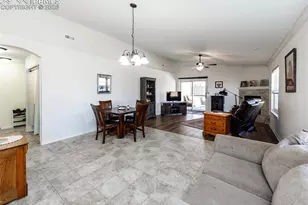 717 Edna Ln, Pueblo, CO 81005 - Photo 10