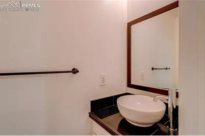 1642 S Idalia Circle ##B, Aurora, CO 80017 - Photo 12