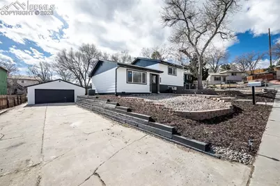 2537 Camelot Court, Colorado Springs, CO 80904 - Photo 2