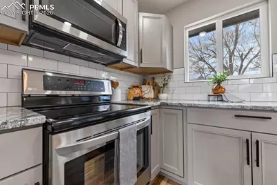 2537 Camelot Court, Colorado Springs, CO 80904 - Photo 8
