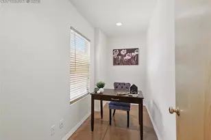 18 Taos Pl, Manitou Springs, CO 80829 - Photo 28