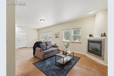 18 Taos Place, Manitou Springs, CO 80829 - Photo 4