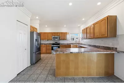 1269 E Platteville Boulevard, Pueblo, CO 81007 - Photo 4