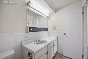 411 Lakewood Circle, Colorado Springs, CO 80910 - Photo 18