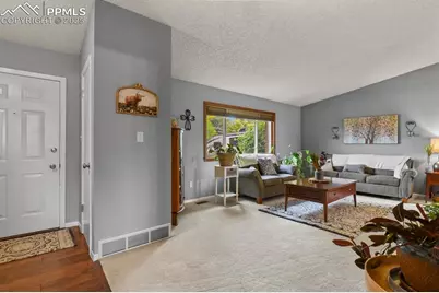 3855 Inspiration Drive, Colorado Springs, CO 80917 - Photo 6