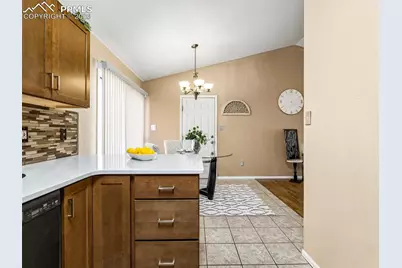 735 S Sterling Drive, Pueblo, CO 81007 - Photo 12