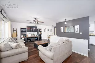 1911 Berkshire Ln, Colorado Springs, CO 80909 - Photo 2