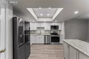 2140 Palm Dr, Colorado Springs, CO 80918 - Photo 6