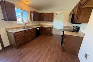 7364 Candelabra Dr, Colorado Springs, CO 80925 - Photo 8