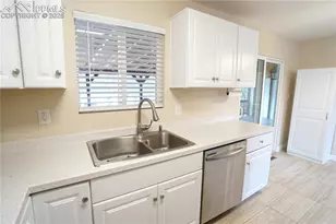 1375 Luna Dr, Fountain, CO 80817 - Photo 10