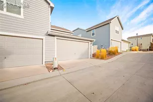 1975 Abbington St, Colorado Springs, CO 80910 - Photo 34