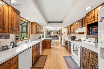 3435 Cortina Drive, Colorado Springs, CO 80918 - Photo 4