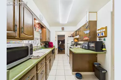 115 Kenwood Drive, Pueblo, CO 81004 - Photo 10