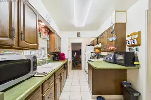 115 Kenwood Dr, Pueblo, CO 81004 - Photo 10