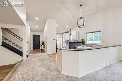 3455 Sun River Place, Colorado Springs, CO 80920 - Photo 4