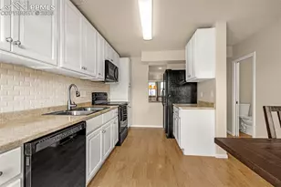 5520 Dunbar Ct, Colorado Springs, CO 80918 - Photo 8