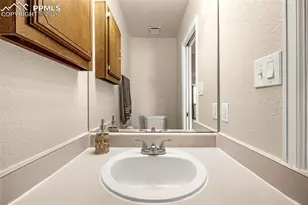 5520 Dunbar Ct, Colorado Springs, CO 80918 - Photo 12