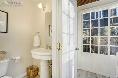 1726 N Tejon Street, Colorado Springs, CO 80907 - Photo 32