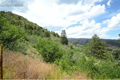 1096 Laguna Point, Manitou Springs, CO 80829 - Photo 10