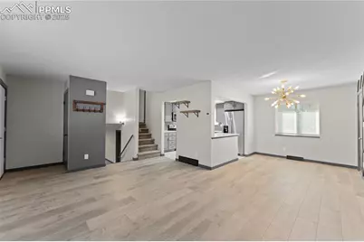 906 N Chelton Road, Colorado Springs, CO 80909 - Photo 4