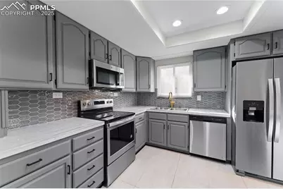 906 N Chelton Road, Colorado Springs, CO 80909 - Photo 10