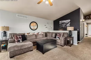 1140 W Shenandoah Dr, Pueblo, CO 81007 - Photo 12