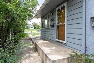909 E Costilla St, Colorado Springs, CO 80903 - Photo 2