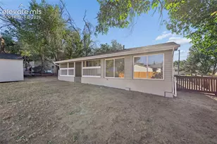 838 Sequoia Dr, Colorado Springs, CO 80910 - Photo 8