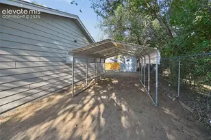 838 Sequoia Dr, Colorado Springs, CO 80910 - Photo 4