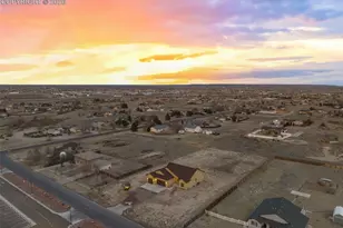 422 S Gilia Dr, Pueblo, CO 81007 - Photo 10