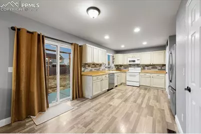 12784 Pine Valley Circle, Peyton, CO 80831 - Photo 8