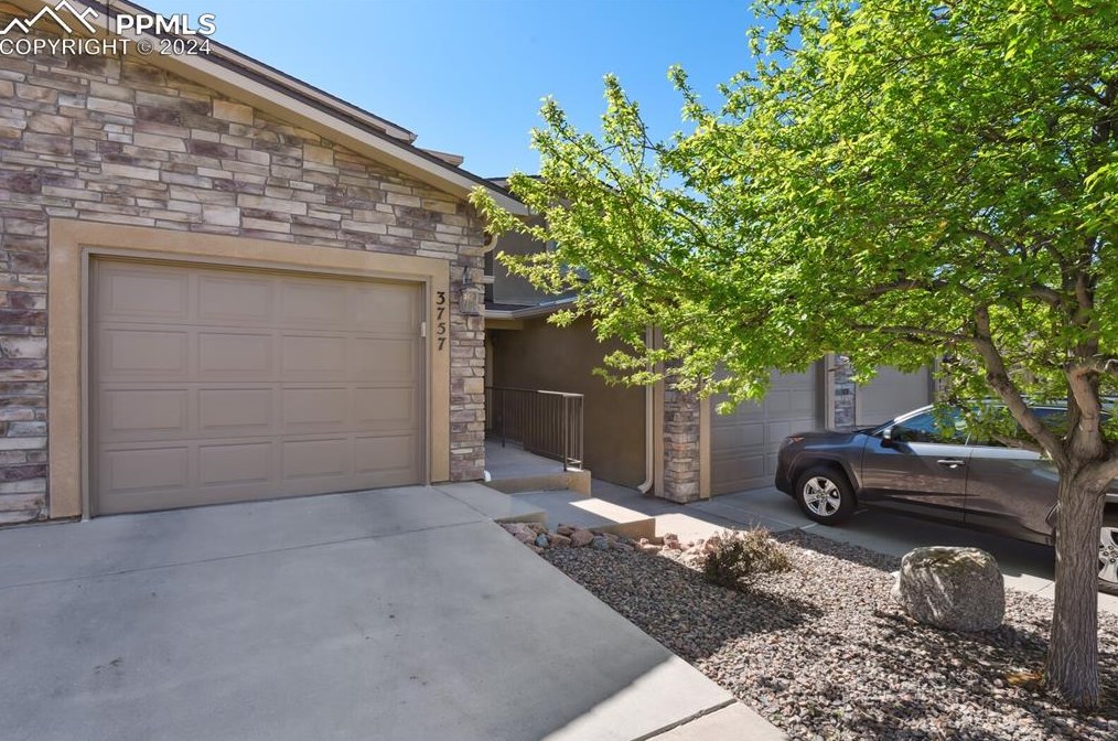 3757 Homestead Mesa Hts, Colorado Springs, CO 80917-2321