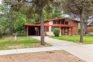 628 Castle Rd, Colorado Springs, CO 80904 - Photo 2