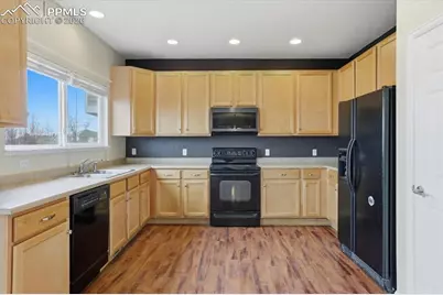 4489 Crow Creek Drive, Colorado Springs, CO 80922 - Photo 24