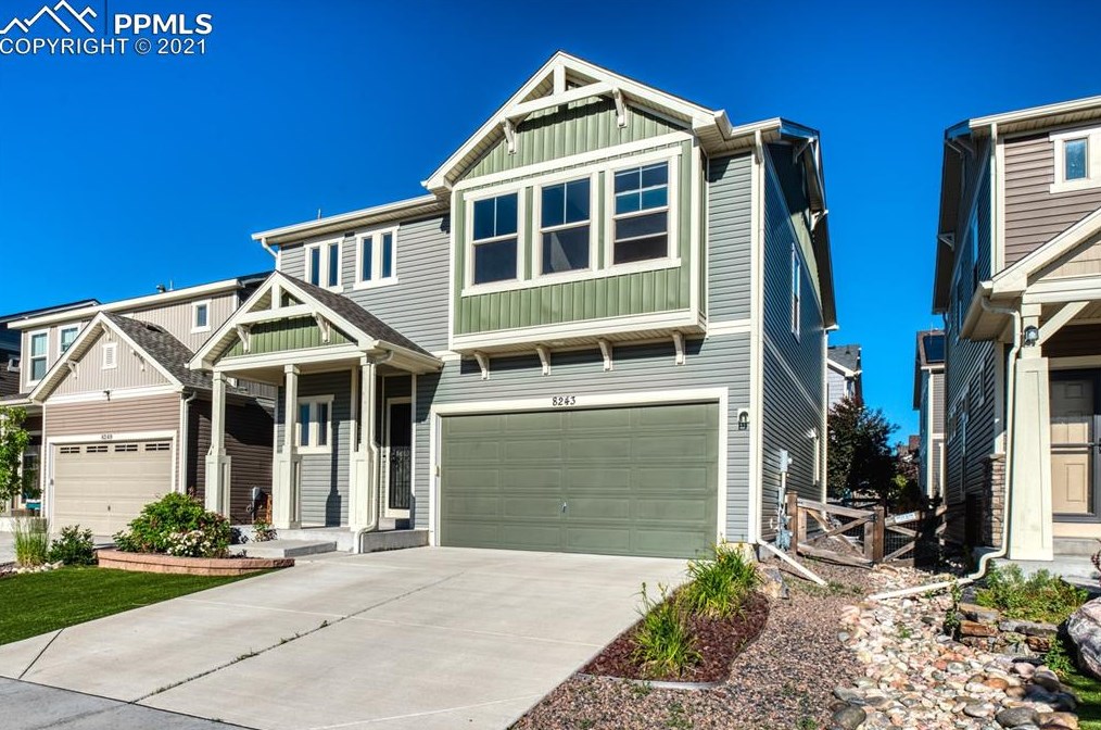8243 Longleaf Ln, Colorado Springs, CO 80927-4076