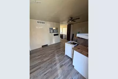 1221 Richards Avenue, Colorado Springs, CO 80904 - Photo 4