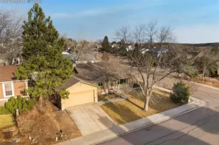 6355 Leadville Cir, Colorado Springs, CO 80919 - Photo 38