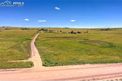 3915 S Meridian Road, Colorado Springs, CO 80929 - Photo 8