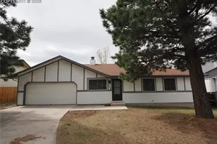 2495 Maroon Bells Ave, Colorado Springs, CO 80918 - Photo 2