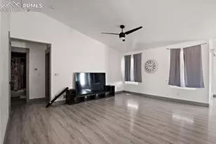 1088 N Thorpe Dr, Pueblo, CO 81007 - Photo 4