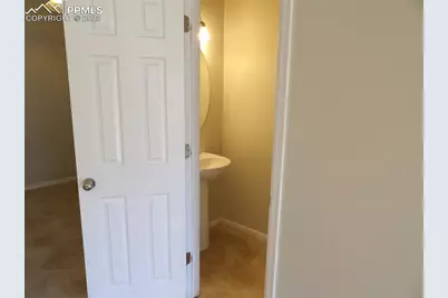 2163 Squawbush Ridge Grove, Colorado Springs, CO 80910 - Photo 8