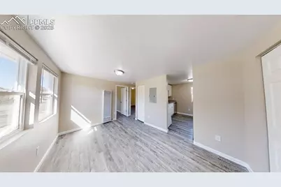 2405 E St Vrain Street, Colorado Springs, CO 80909 - Photo 2