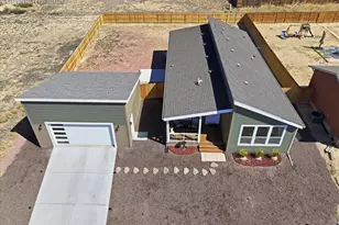 279 W Acorn Dr, Pueblo, CO 81007 - Photo 2