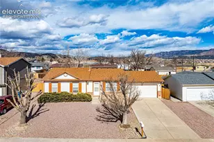 813 Meadows Ave, Canon City, CO 81212 - Photo 2