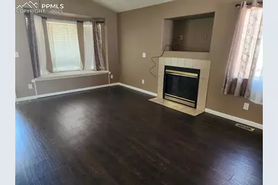 7487 Farmcrest Road, Colorado Springs, CO 80925 - Photo 10