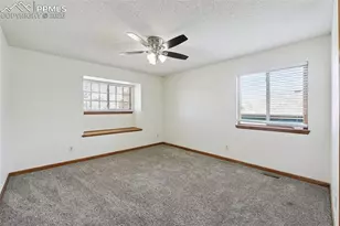 4925 Townsend Dr, Colorado Springs, CO 80922 - Photo 16