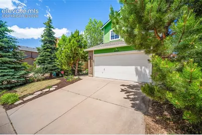 6069 Pioneer Mesa Drive, Colorado Springs, CO 80923 - Photo 2
