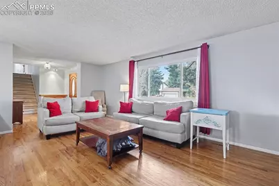 6417 Dewsbury Drive, Colorado Springs, CO 80918 - Photo 4